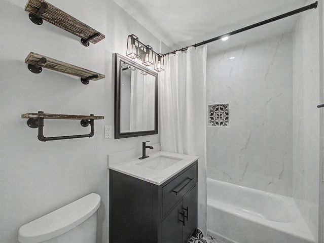 9298 Birmingham Drive, Palm Beach Gardens, FL 33410
