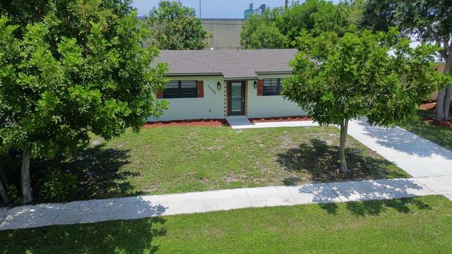 9298 Birmingham Drive, Palm Beach Gardens, FL 33410