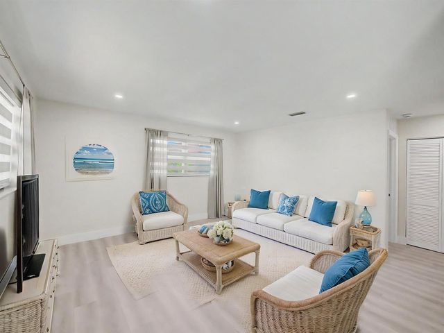 9298 Birmingham Drive, Palm Beach Gardens, FL 33410