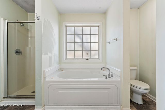 807 March Court E, Wilmington, NC 28405