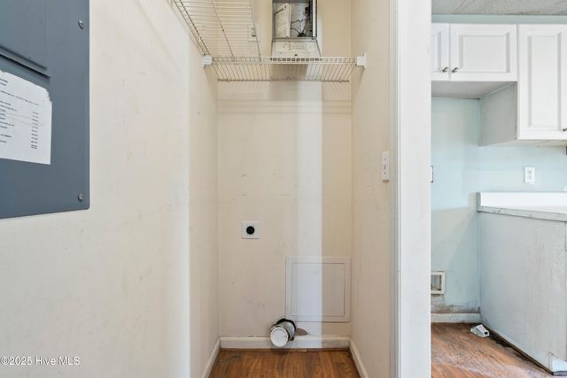 807 March Court E, Wilmington, NC 28405