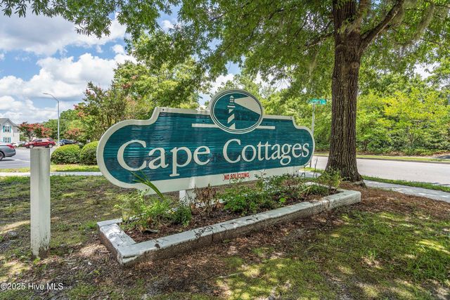 807 March Court E, Wilmington, NC 28405