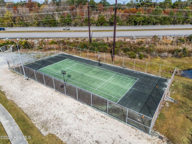 807 March Court E, Wilmington, NC 28405