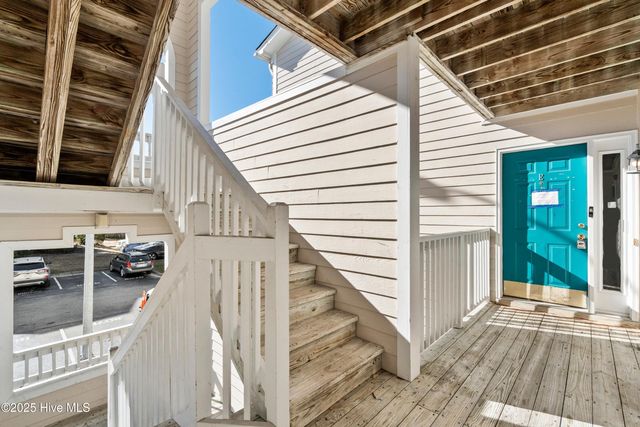 807 March Court E, Wilmington, NC 28405