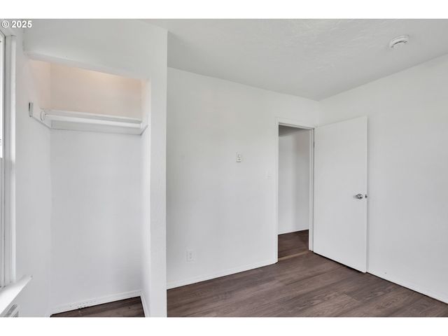 2101 E 27TH St, Vancouver, WA 98660