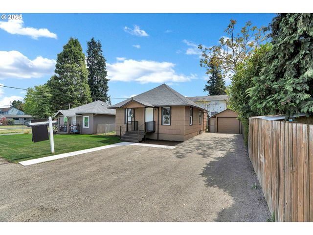 2101 E 27TH St, Vancouver, WA 98660
