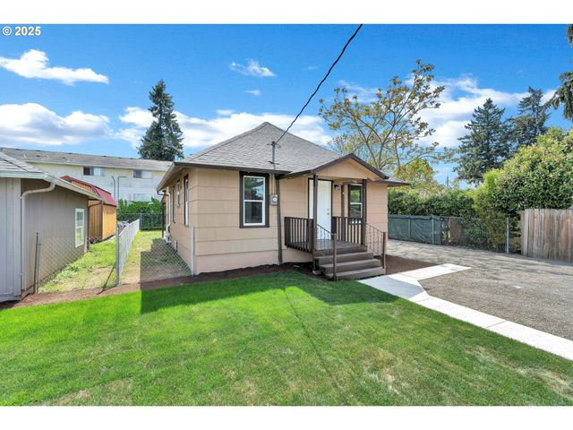 2101 E 27TH St, Vancouver, WA 98660