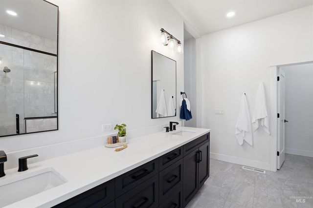 262 W Moray St, Middleton, ID 83644