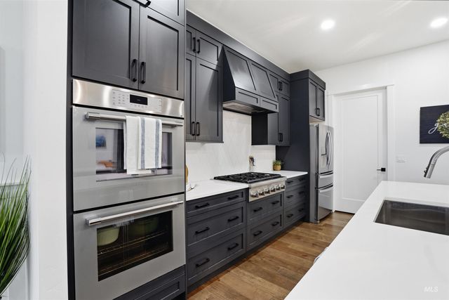 262 W Moray St, Middleton, ID 83644