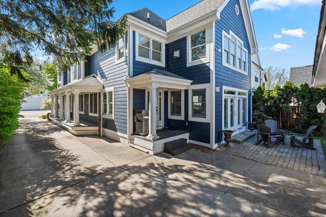 875 S Bates Street, Birmingham, MI 48009