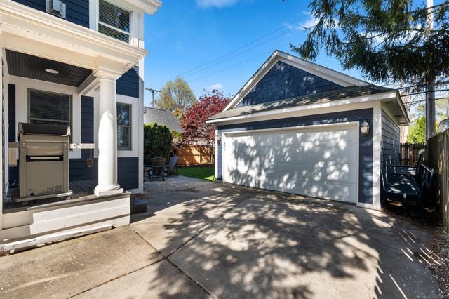 875 S Bates Street, Birmingham, MI 48009