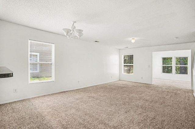 396 Bellegrove Dr., Myrtle Beach, SC 29579