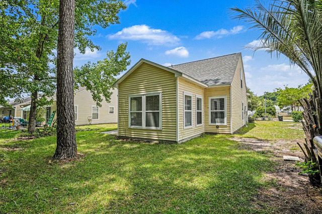 396 Bellegrove Dr., Myrtle Beach, SC 29579