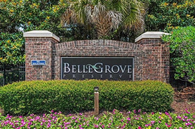 396 Bellegrove Dr., Myrtle Beach, SC 29579