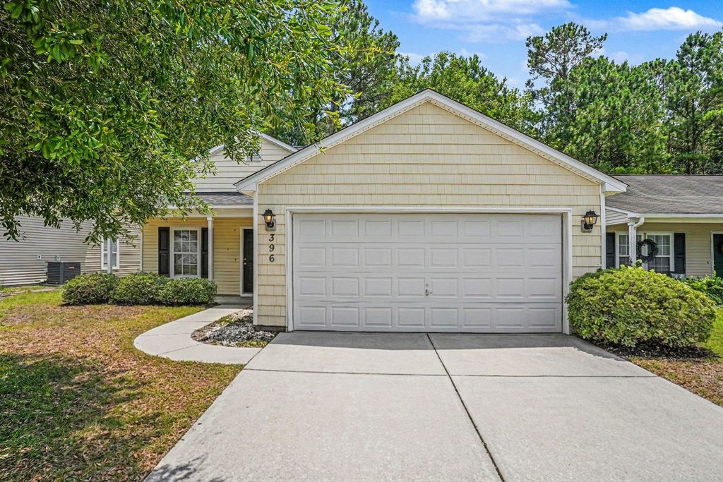 396 Bellegrove Dr., Myrtle Beach, SC 29579