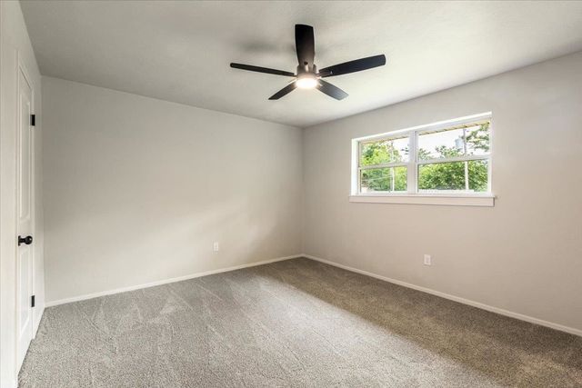 102 E D Ave, Cache, OK 73527