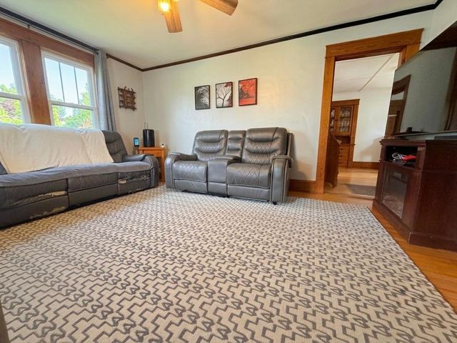 27 Columbus Circle, Newport, NH 03773