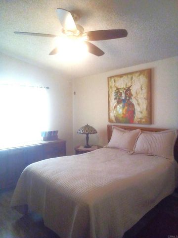 2300 E Valley 76, Escondido, CA 92027