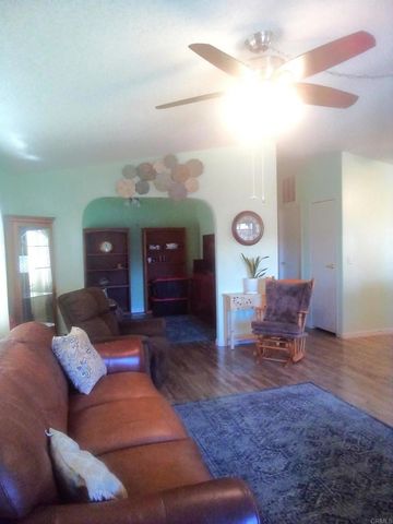 2300 E Valley 76, Escondido, CA 92027