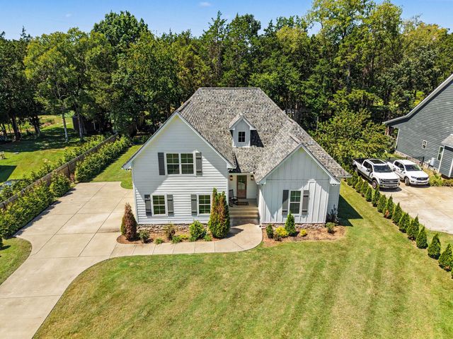 6710 Murfreesboro Rd, Lebanon, TN 37090