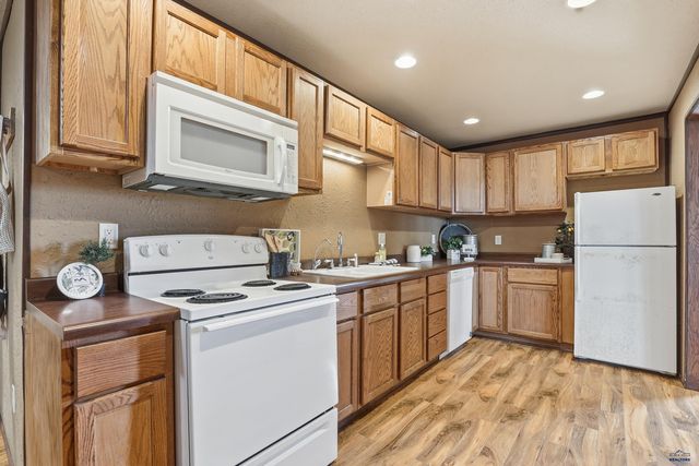 22892 ABERDEEN CT, Rapid City, SD 57703