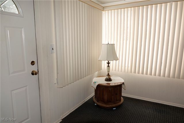 1526 Parker Drive, Mayfield Heights, OH 44124