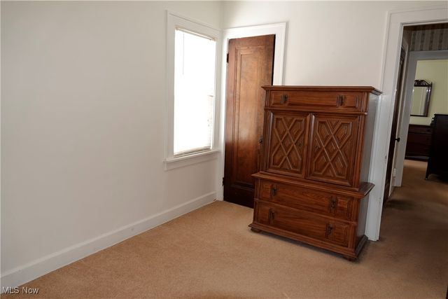 1526 Parker Drive, Mayfield Heights, OH 44124