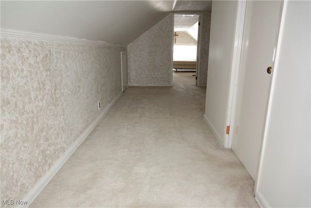 1526 Parker Drive, Mayfield Heights, OH 44124