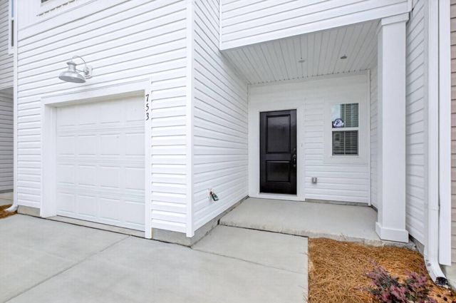 753 Ridgley Drive, Summerville, SC 29486
