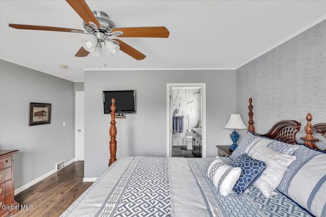 19 Autumn Lane, Troy, NY 12182