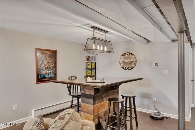 19 Autumn Lane, Troy, NY 12182