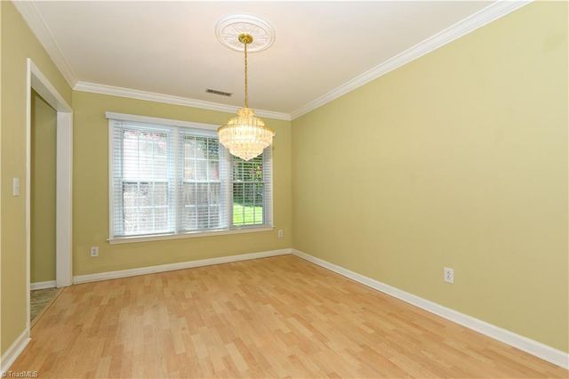 5607 Wellsley Drive W, Greensboro, NC 27407