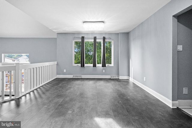 620 SWEETWATER DR, Feasterville Trevose, PA 19053