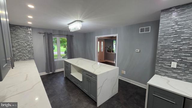 620 SWEETWATER DR, Feasterville Trevose, PA 19053
