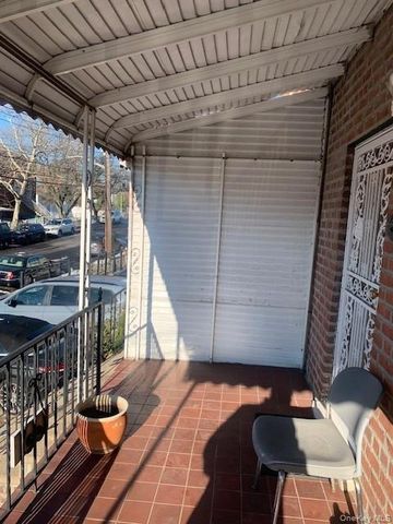 1052 Brinsmade Avenue, Bronx, NY 10465