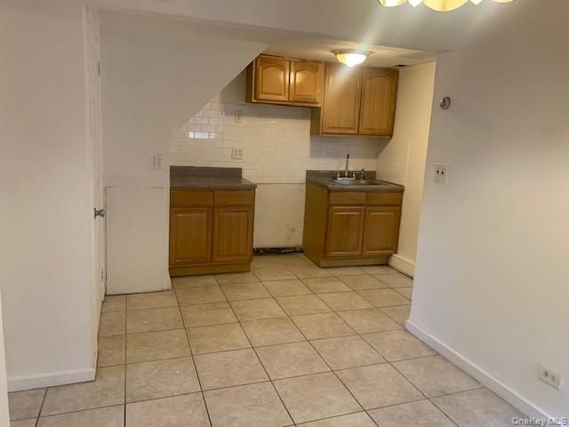 1052 Brinsmade Avenue, Bronx, NY 10465