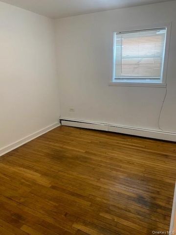 1052 Brinsmade Avenue, Bronx, NY 10465