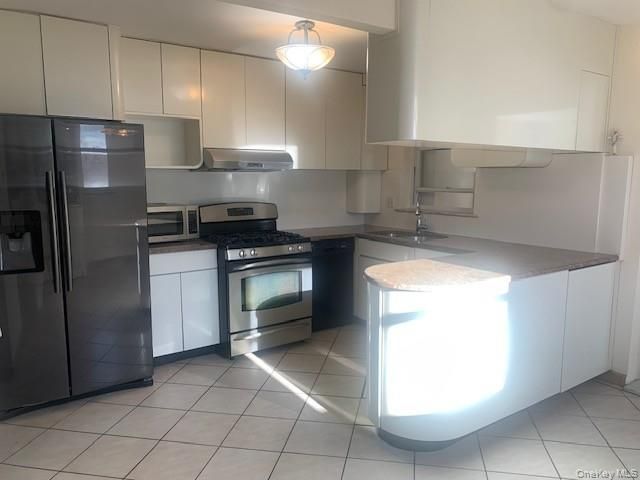 1052 Brinsmade Avenue, Bronx, NY 10465