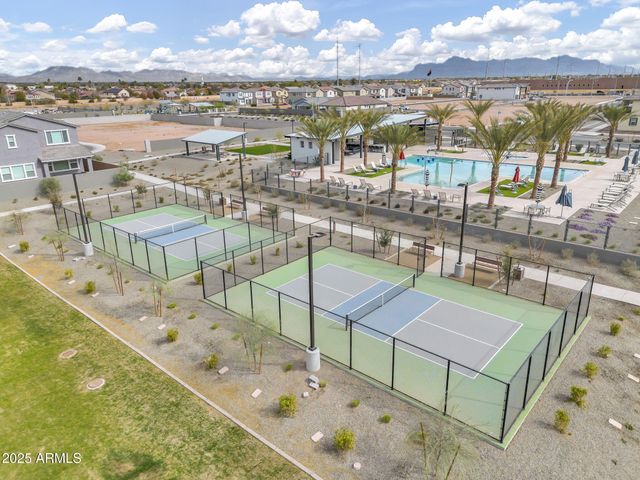 8149 E PETUNIA Avenue 1068, Mesa, AZ 85212