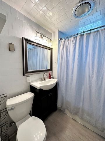 57-59 Sewall Ave 2, Winthrop, MA 02152