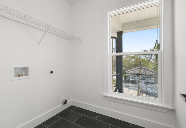 1906 Iris Street, North Charleston, SC 29405