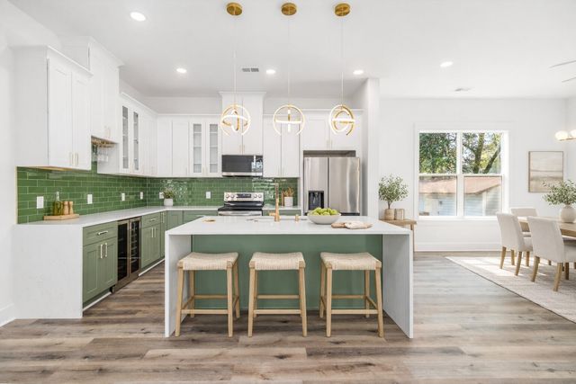 1906 Iris Street, North Charleston, SC 29405