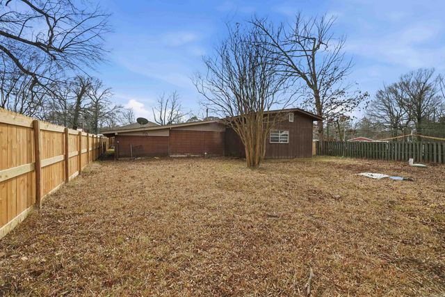 6920 Holtdale Lane, North Little Rock, AR 72118