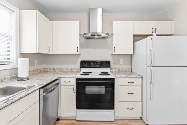 5062 Leland Drive, Stone Mountain, GA 30083