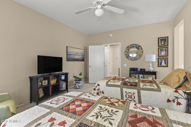 17622 N EAGLE CREST Drive N, Surprise, AZ 85374