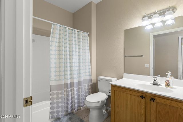 17622 N EAGLE CREST Drive N, Surprise, AZ 85374