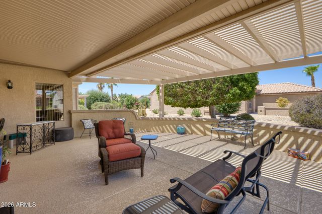 17622 N EAGLE CREST Drive N, Surprise, AZ 85374