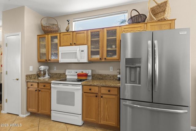 17622 N EAGLE CREST Drive N, Surprise, AZ 85374