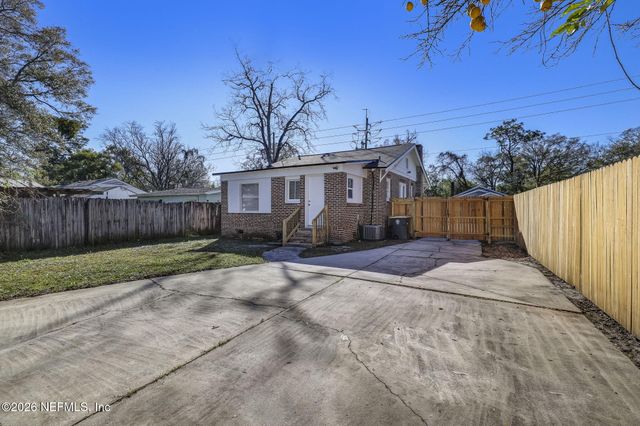 4633 KINGSBURY Street, Jacksonville, FL 32205
