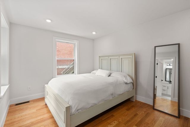 20 Ufford St 1, Boston, MA 02124